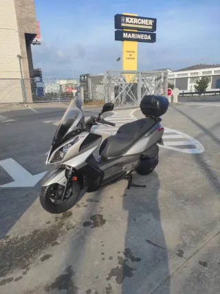 Kymco Super Dink 125cc - 25.000km.