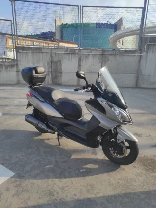 Kymco Super Dink 125cc - 25.000km.
