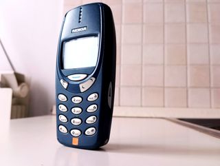 Nokia 3310 Originale + Batteria + Caricabatteria