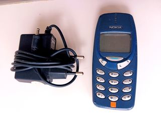 Nokia 3310 Originale + Batteria + Caricabatteria