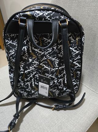 Mochila Karl Lagerfeld Negra y Dorada