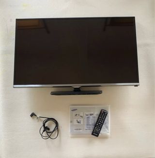 Televisor Samsung 32” Full HD Negro/Plata