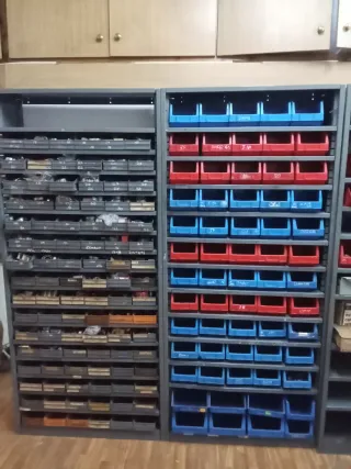 Estanterías de Almacén Metálicas