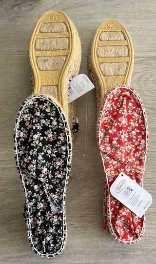 Alpargatas florales para eventos. 22 pares.