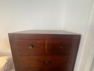 Cómoda de madera