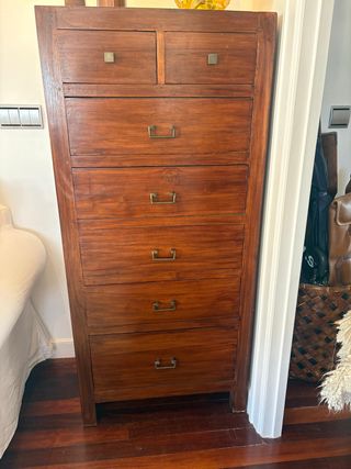 Cómoda de madera