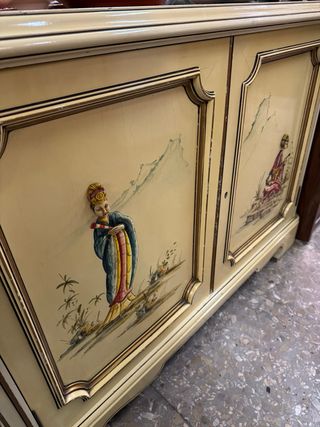 Mueble de entrada estilo chino beige y dorado