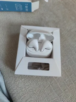 Auriculares Bluetooth Leventis Blancos nuevos