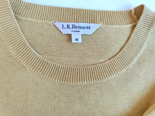 Jersey amarillo con pañuelo