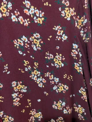 Camisa floral burdeos talla S