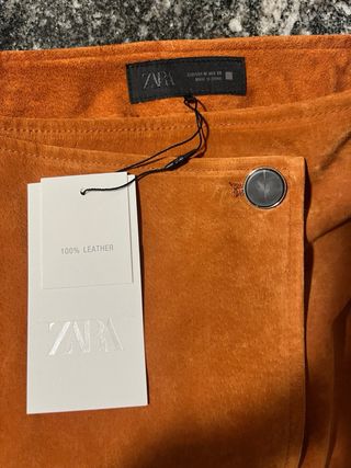 Falda Zara Piel Cruzada Naranja Talla M  Edición l