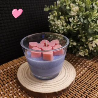 Vela artesanal de cera de soja. Corazones.