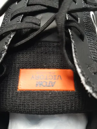 Zapatillas Atom by Fluchos Negras y Naranja