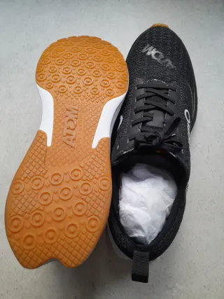 Zapatillas Atom by Fluchos Negras y Naranja