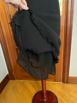 Vestido midi desflecado negro