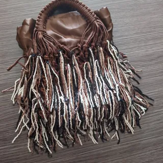 Bolso Zara flecos y abalorios