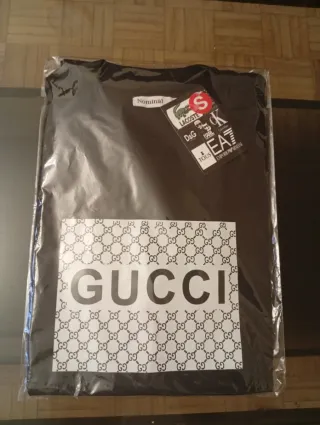 Camiseta chica negra