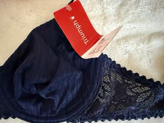 Lote Sujetadores Triumph y Wonderbra