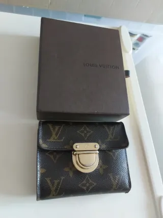 Louis Vuitton Monedero Koala Marrón