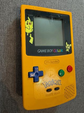 Nintendo Game Boy Color Pikachu