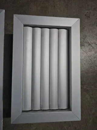 Rejillas de ventilación metálicas