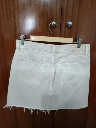 Falda vaquera Mango beige talla L