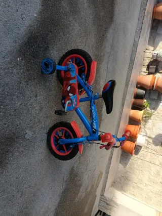Bicicleta Spiderman Azul y Roja