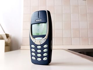 Nokia 3310 Originale + Batteria + Caricabatteria