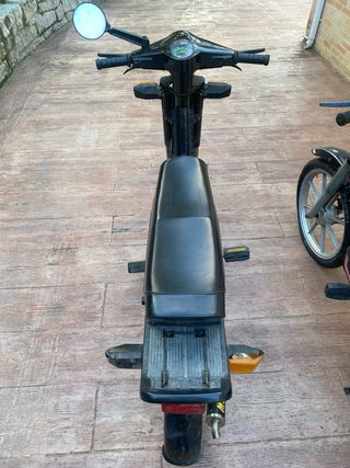 Lote 2 Vespinos NLX y ALX (no se venden separados)