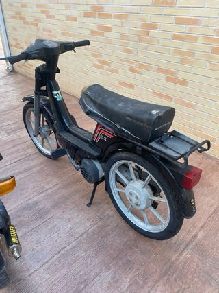 Lote 2 Vespinos NLX y ALX (no se venden separados)