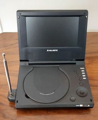 Lettore DVD Majestic MPEG-4 7 Schermo TFT