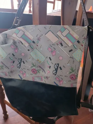 Bolso 3 en 1: Mochila, Bandolera y Bolso