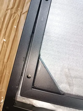 Mesa Gaming LED 151x50 Cajones y enchufes