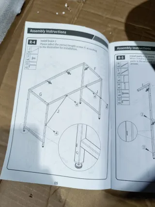 Mesa Gaming LED 151x50 Cajones y enchufes