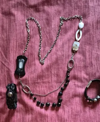 Collar y 2 Pulseras