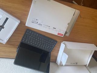 Tablet Lenovo Idea Pad 256GB Cinza com teclado