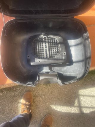 Baúl para moto negro