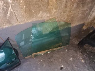 Vetri Nissan Primera P11 144 Restyling