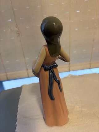 Figura Lladró  "Pamela Plantada!