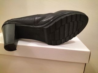 Zapatos de piel negro