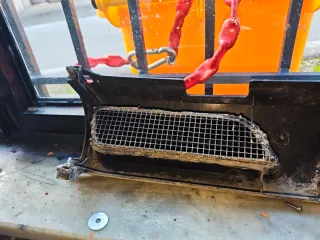 Griglia anteriore Nissan Primera P10 - Tuning