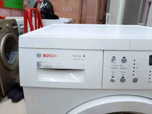 Lavadora 'BOSCH' 8kg 1200rpm