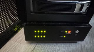 Caja Externa Sharkoon 16TB (8x2TB)