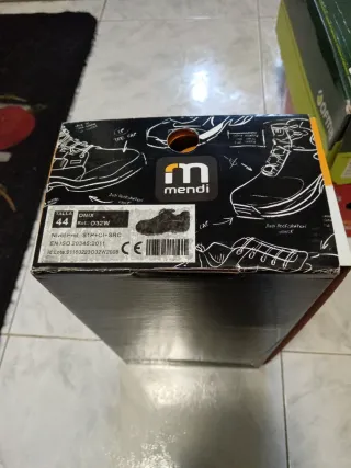 Zapatos de seguridad OFMA grises