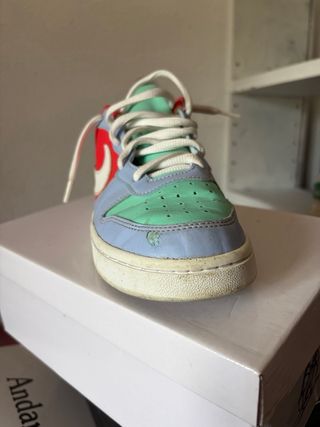 Nike Bambas Azul, Verde y Rojo