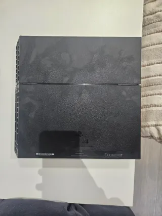 PlayStation 4 + juegos