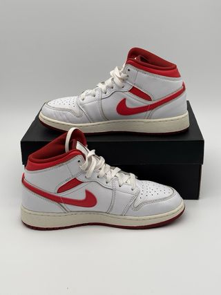 Nike Air Jordan 1 Mid SE (GS) naranja Blanco