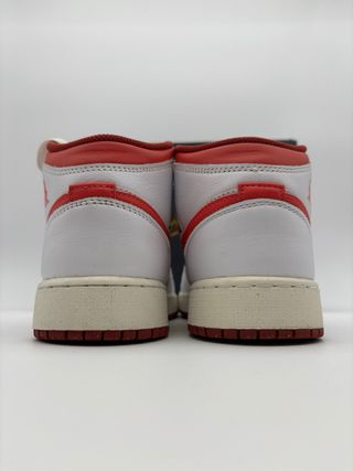Nike Air Jordan 1 Mid SE (GS) naranja Blanco