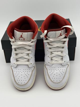 Nike Air Jordan 1 Mid SE (GS) naranja Blanco