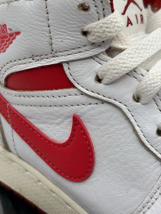 Nike Air Jordan 1 Mid SE (GS) naranja Blanco